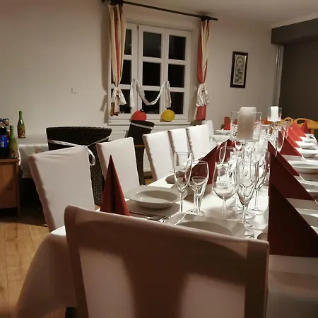 Semesterbostad Drevenica Spanka *