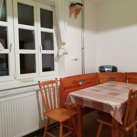 Semesterbostad Drevenica Spanka *