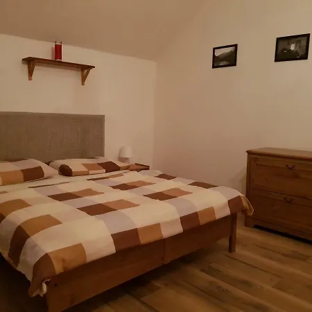 Drevenica Spanka * Spania Dolina